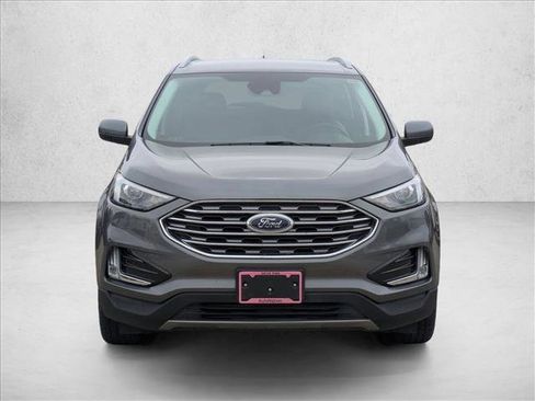Used 2022 Ford Edge SEL w/ Convenience Package image 2