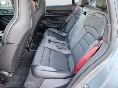 Used 2023 Porsche Taycan image 20