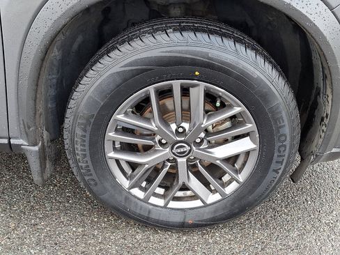 Used 2023 Nissan Rogue S AWD/4WD image 8
