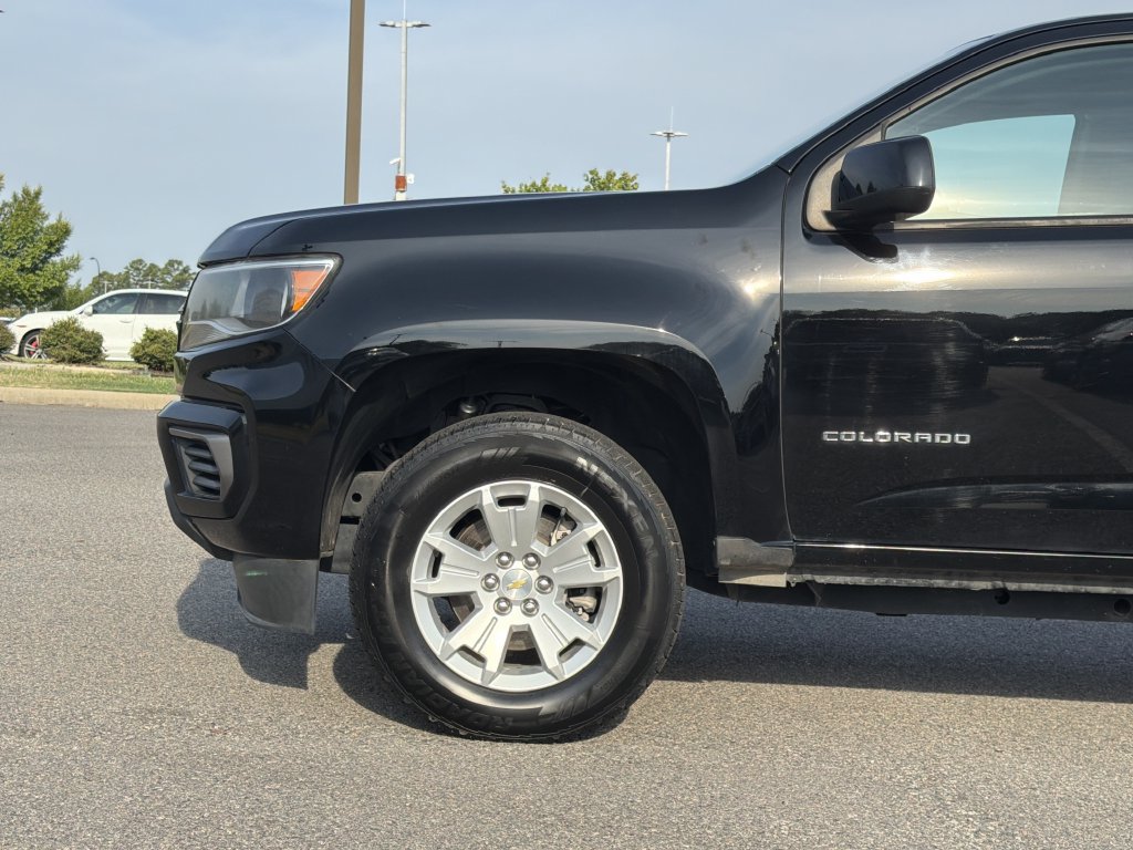 Used 2021 Chevrolet Colorado LT w/ Fleet Safety Package RWD image 9