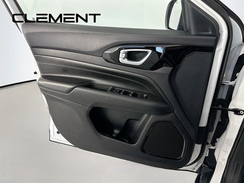 Used 2022 Jeep Compass Altitude image 26