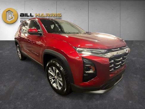 Used 2026 Chevrolet Equinox LT AWD/4WD image 9