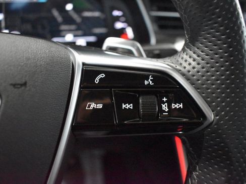 Used 2022 Audi RS 7 Sportback AWD/4WD image 22