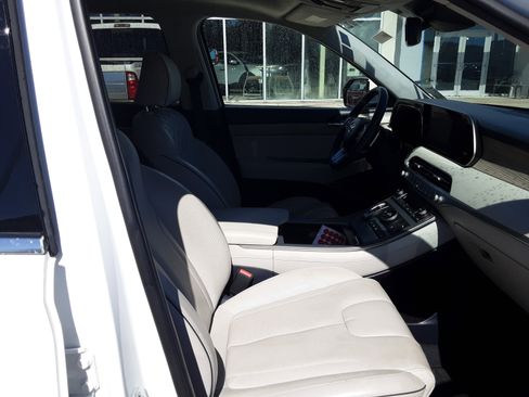 Used 2022 Hyundai Palisade Calligraphy image 17