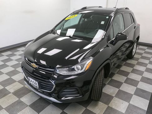 Used 2018 Chevrolet Trax LT w/ LT Convenience Package AWD/4WD image 6