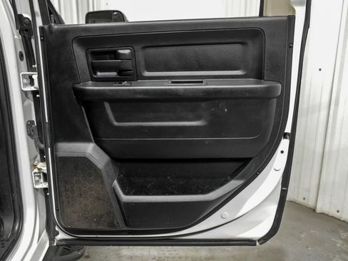 Used 2014 RAM 2500 Tradesman w/ Chrome Appearance Group image 43