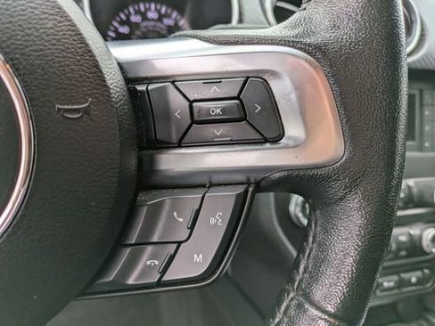 Used 2019 Ford Mustang Coupe image 10