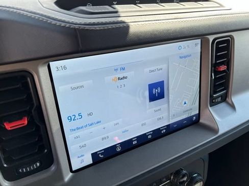 Used 2024 Ford Bronco Raptor w/ Interior Carbon Fiber Pack 6 AWD/4WD image 36