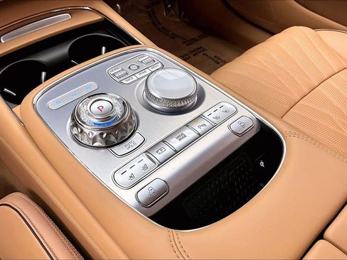 Used 2024 Genesis G90 3.5T AWD/4WD image 32