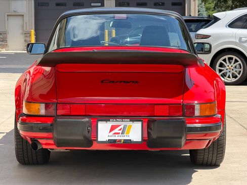 Used 1989 Porsche 911 Carrera RWD image 12
