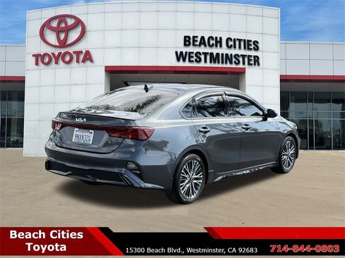 Used 2024 Kia Forte GT-Line w/ GT-Line Premium Package image 12