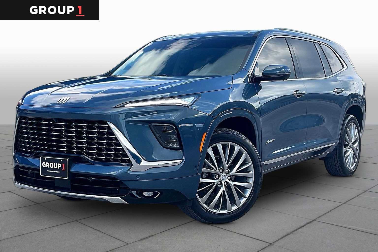 Used 2026 Buick Enclave Avenir w/ Super Cruise Package FWD image 1