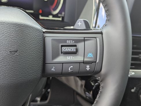 New 2026 Nissan Pathfinder SL FWD image 34