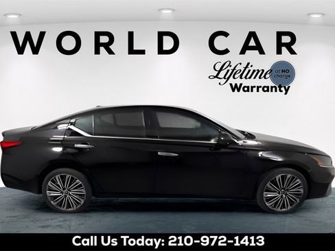 Used 2025 Nissan Altima 2.5 SL image 8