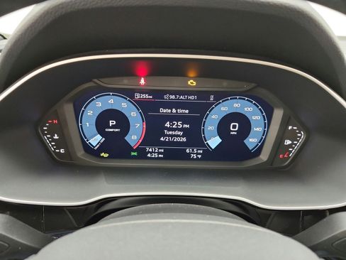 Used 2024 Audi Q3 2.0T Premium Plus AWD/4WD image 12