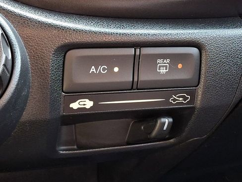 Used 2013 Honda Fit Sport image 18