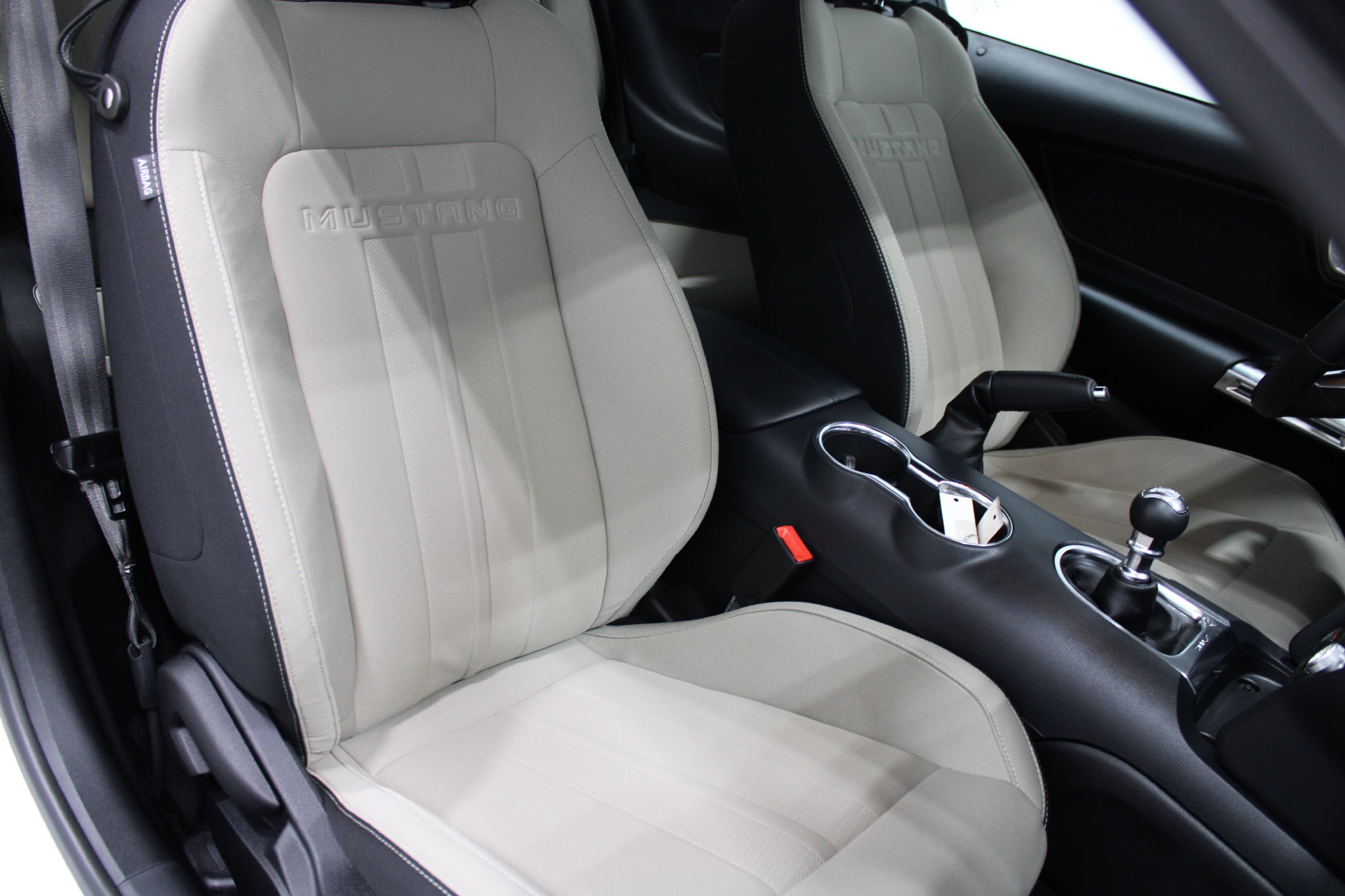 Used 2021 Ford Mustang GT RWD image 22