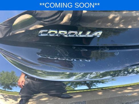 Used 2019 Toyota Corolla SE FWD image 6