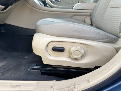 Used 2019 Ford Taurus SEL AWD/4WD image 23