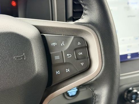 Used 2024 Ford Bronco Black Diamond image 10