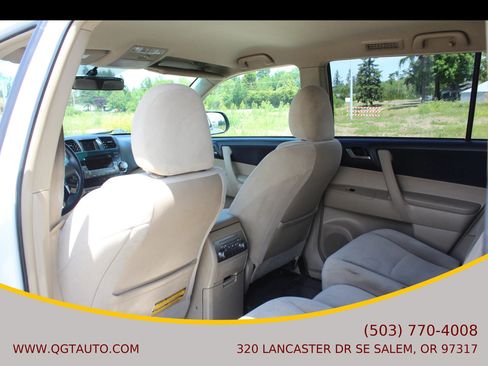 Used 2011 Toyota Highlander 2WD w/ Tech Pkg image 13