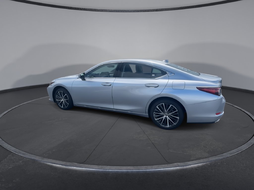 Used 2025 Lexus ES 350 w/ Premium Package FWD image 6