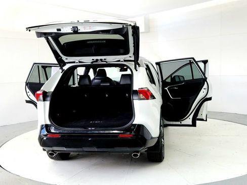 Used 2021 Toyota RAV4 XSE w/ Premium Package AWD/4WD image 11