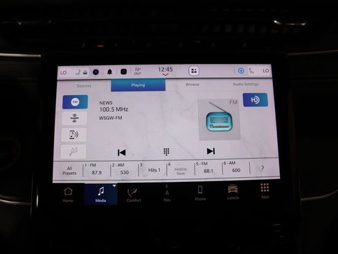 Used 2023 Jeep Grand Cherokee Limited image 22