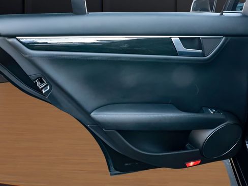 Used 2013 Mercedes-Benz C 63 AMG Sedan image 29