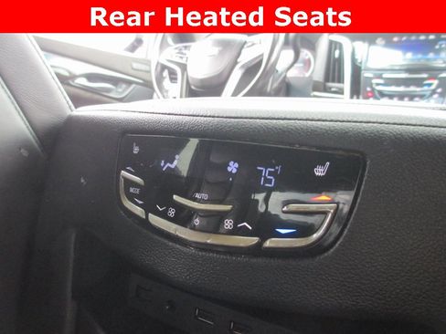 Used 2019 Cadillac Escalade Platinum image 26