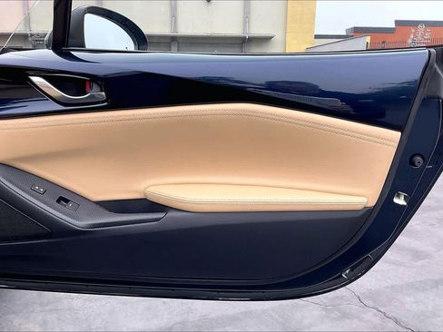 Used 2025 MAZDA MX-5 Miata RF Grand Touring w/ Weather Package image 27