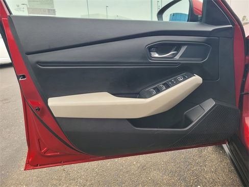 Used 2024 Honda Accord EX image 18