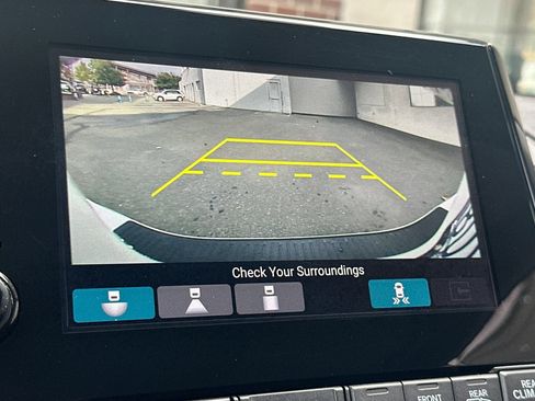 Used 2022 Honda Odyssey Elite image 17