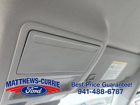 Certified 2024 Ford Escape SE w/ PHEV Premium Package FWD image 22