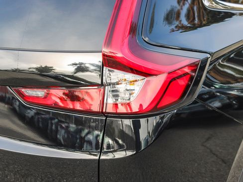 Certified 2025 Honda CR-V EX image 10