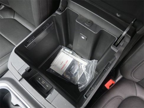 Used 2021 GMC Sierra 1500 SLT image 33