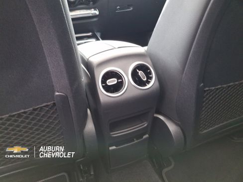 Used 2024 Mercedes-Benz GLB 250 image 13