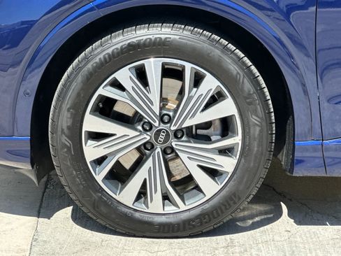 Used 2023 Audi Q4 e-tron Premium Plus w/ Premium Plus RWD image 27