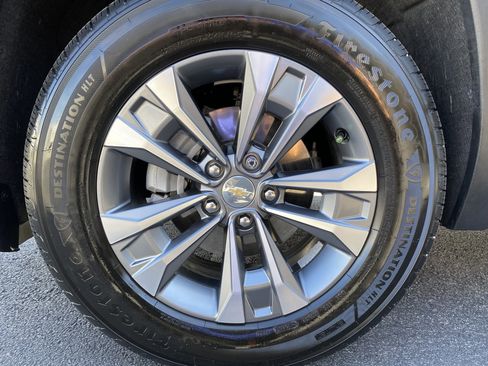 Used 2026 Chevrolet Equinox LT image 39