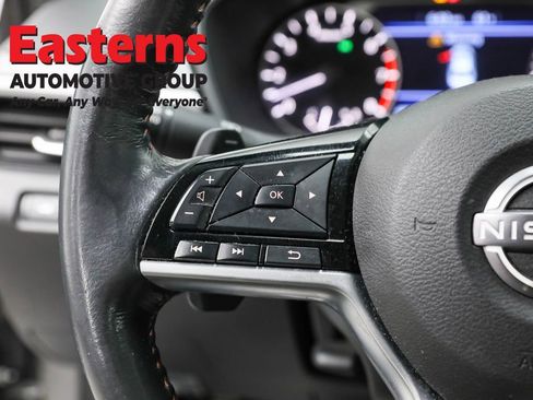 Used 2023 Nissan Altima 2.5 SR FWD image 16