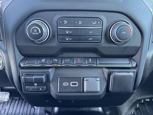 Certified 2024 Chevrolet Silverado 2500 W/T w/ WT Convenience Package image 28