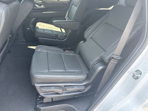 Certified 2024 Chevrolet Tahoe Z71 w/ Luxury Package AWD/4WD image 24