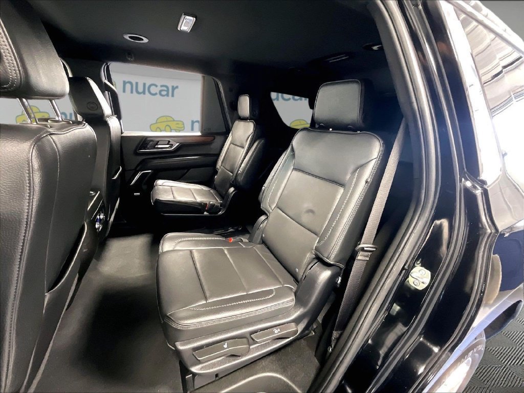 Used 2025 GMC Yukon Denali AWD/4WD image 15