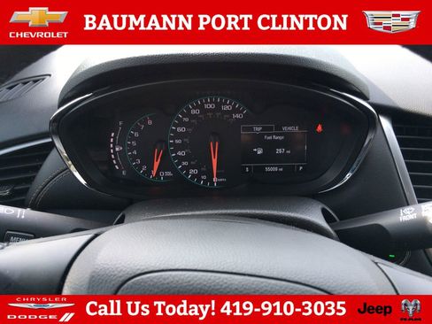 Used 2022 Chevrolet Trax LT w/ Redline Edition image 18