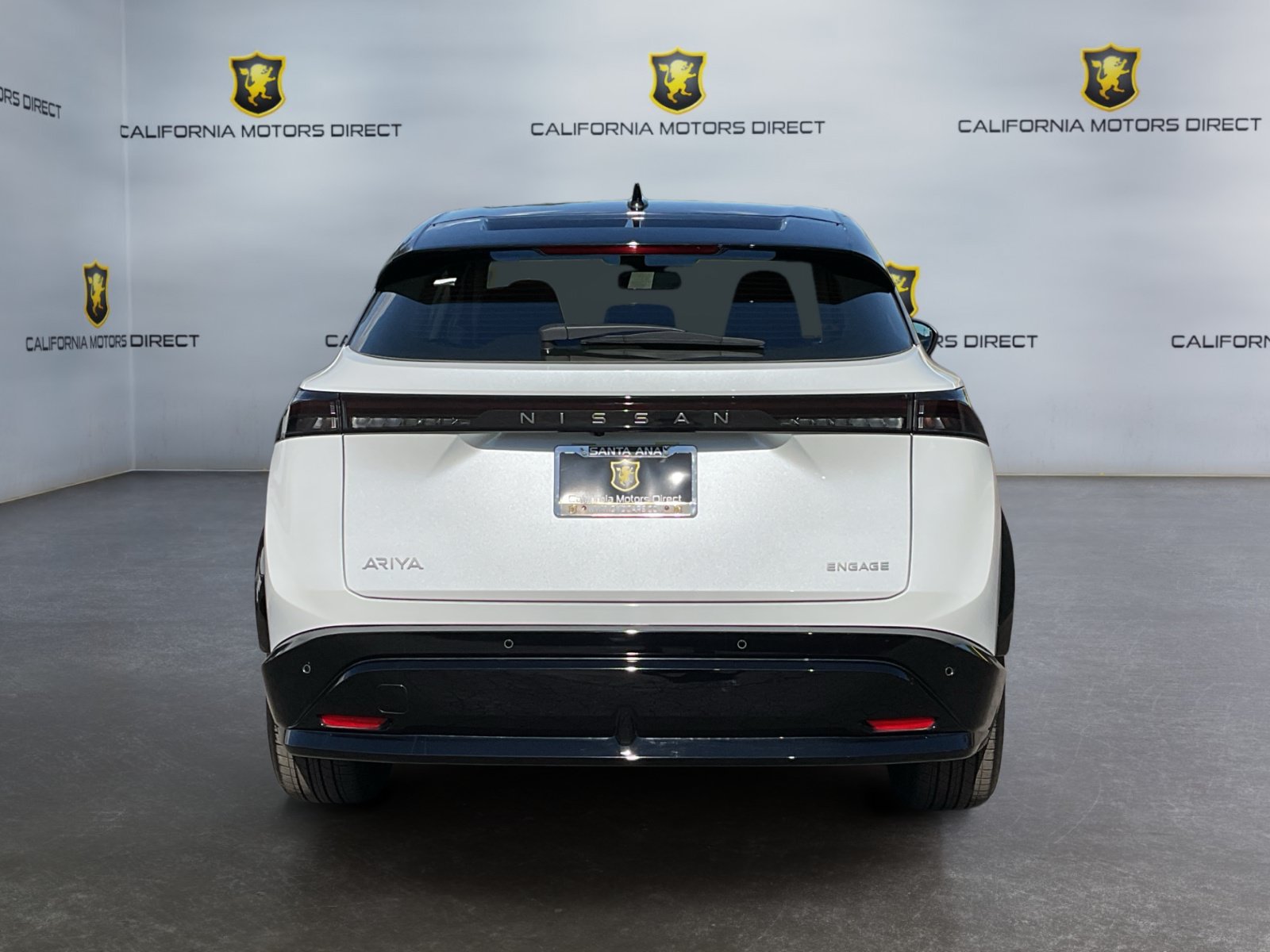 Used 2024 Nissan Ariya FWD image 6