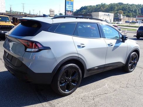 Used 2025 Kia Sportage X-Line w/ Premium Package AWD/4WD image 7