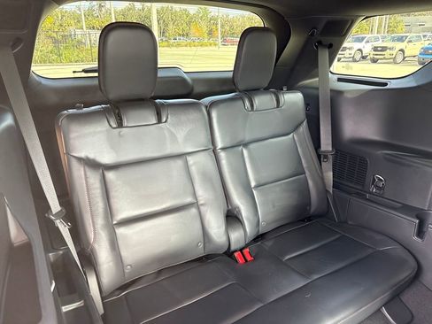 Used 2025 Ford Explorer ST image 32
