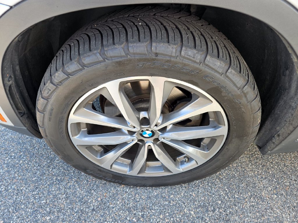 Used 2019 BMW X3 xDrive30i w/ Driving Assistance Package AWD/4WD image 4