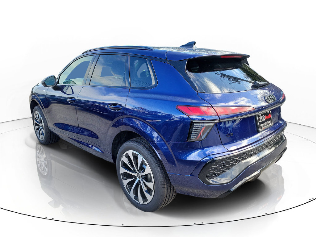 New 2026 Audi Q3 quattro 2.0T AWD/4WD image 3
