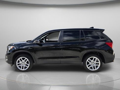 Used 2025 Honda Passport EX-L image 5